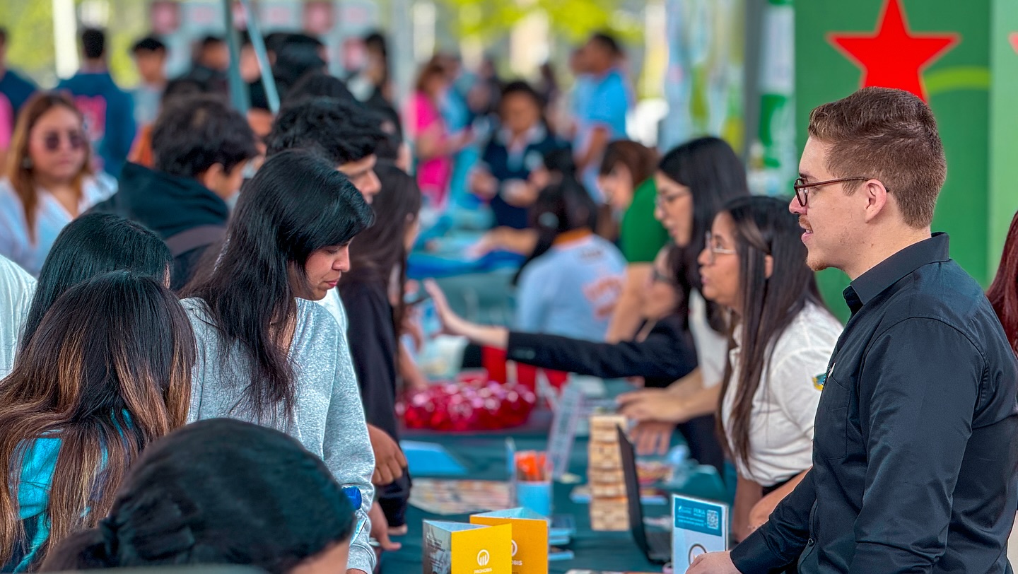 Feria Ecotec Campus Juan Tanca Marengo 4
